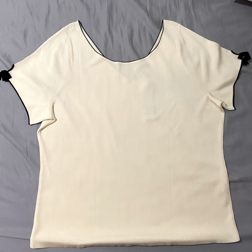 White House Black Market 3X White Blouse